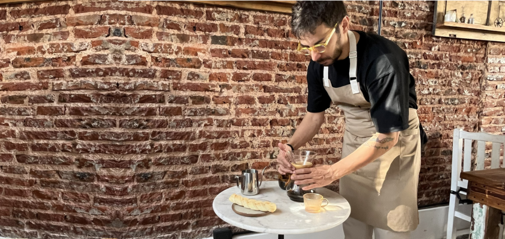 Tipos de delantales gastronómicos SOBA: faldón, babero y delantal ejecutivo para restaurantes argentinos